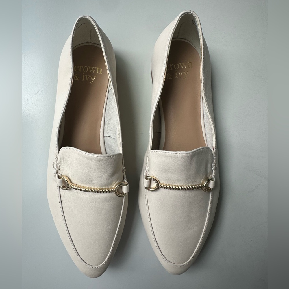 NEW Crown & Ivy Cream Flats with Horsebit Detail, Women’s Size 9